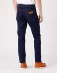 Męskie jeansy zwężane WRANGLER TEXAS SLIM DAY DRIFTER W12SQ821U