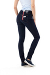 Damskie spodnie jeansowe rurki WRANGLER JACLYN NIGHT SKY W26DU452Y