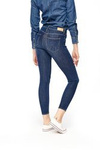 Damskie jeansy rurki WRANGLER SUPER SKINNY SUMMER NIGHT W29JGT12X