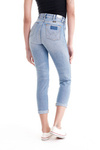 Damskie jeansy slim WRANGLER RETRO SLIM FIJI W239FH127