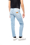Męskie jeansy rurki WRANGLER BRYSON CLEAR BLUE W14XZH280