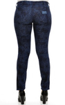 Damskie spodnie jeansowe rurki WRANGLER COURTNEY W23S8981X