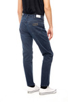 Męskie spodnie jeansowe zwężane WRANGLER TEXAS TAPER BLACK OCEAN W12TP3220