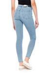 Damskie jeansy rurki WRANGLER HIGH SKINNY ICE FLOW W27HWFXFK