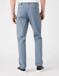 Męskie spodnie proste WRANGLER CASEY JONES CHINO BLUE W1C0CGXOD