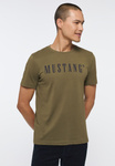 Męski t-shirt MUSTANG Style Alex C LOGO Tee Burnt Olive 1013221-6358