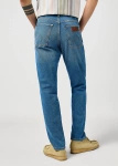 Męskie spodnie jeansowe zwężane WRANGLER RIVER BEDAZZLED BLUE 112364424