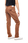 Męskie jeansy proste WRANGLER GREENSBORO CAMEL BROWN W15QE7H16