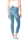 Damskie jeansy rurki WRANGLER HIGH RISE LIGHT OCEAN W27HWD86W